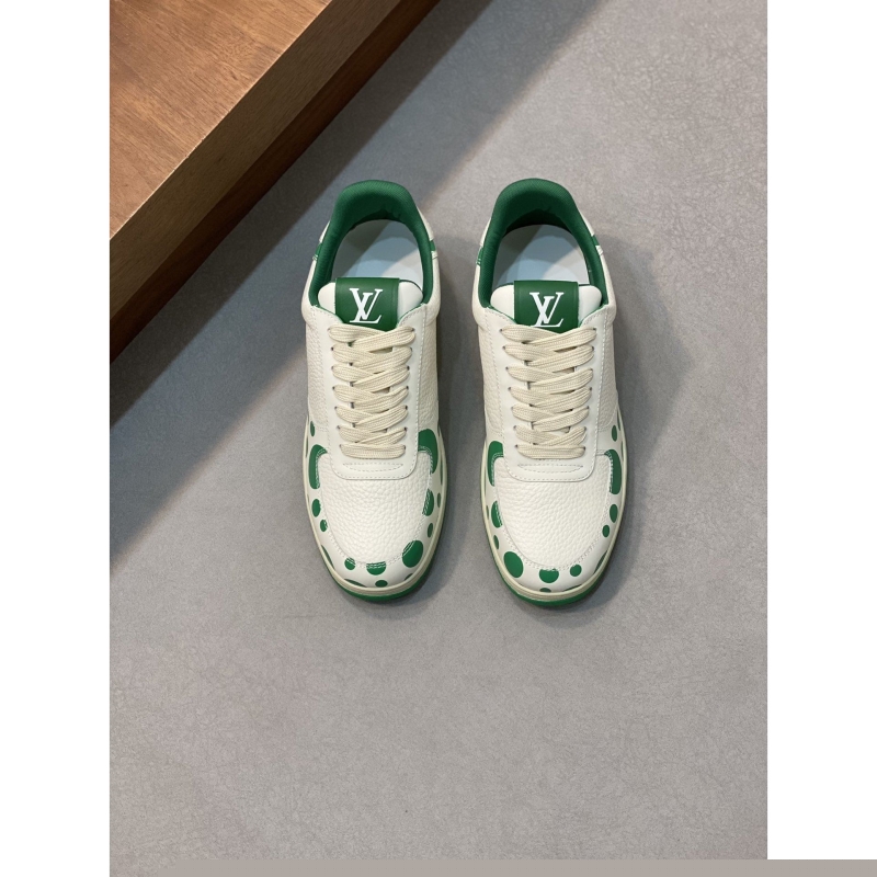 l**is V*t*n sneakers